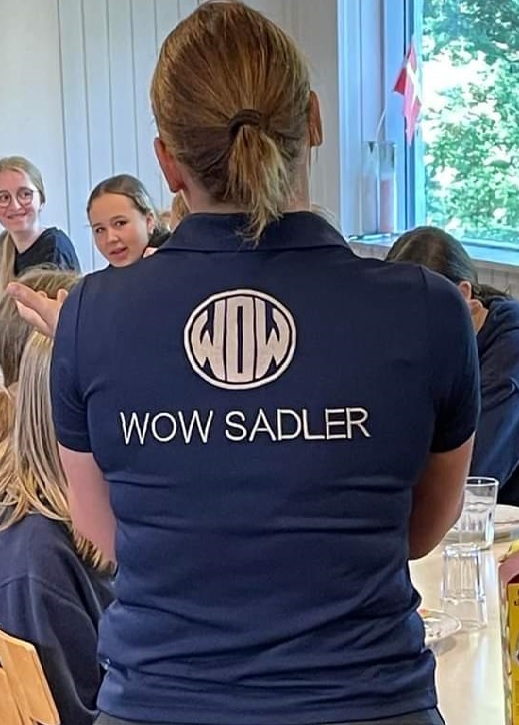 Bluse-wow-brodering